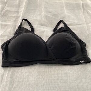 Black Triangle Plunge Bra with Adjustable Straps. NWT